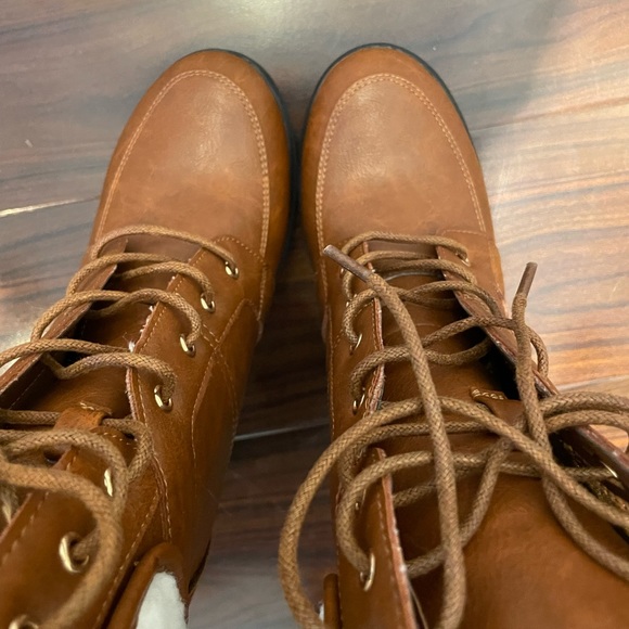 JustFab Shandee Sherpa Heeled Cognac Boots 8.5 - Picture 6 of 12